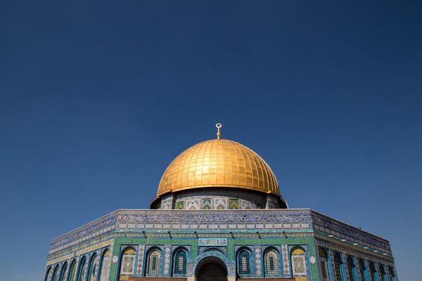  נסיעות רוחניות: הסעות לקברי צדיקים בצפון הארץ